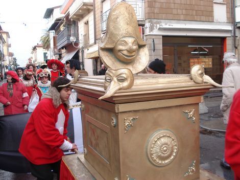 Ingrandisci la foto